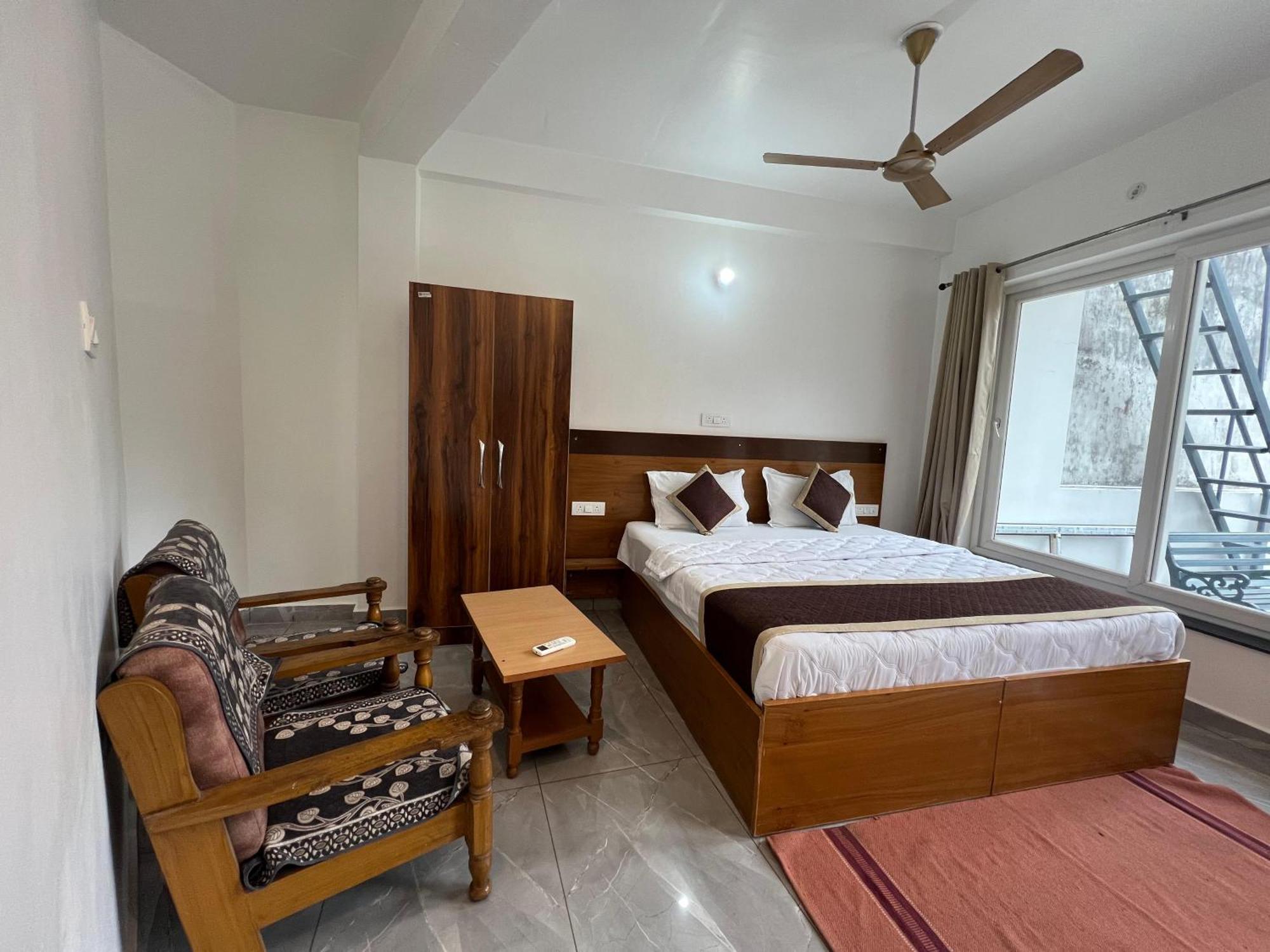 Hotel Manikut Rišikéš Exteriér fotografie